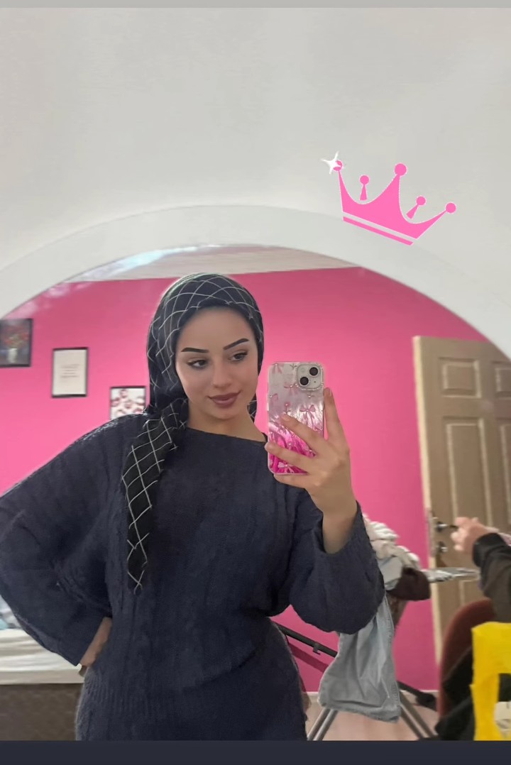 Evren Yalnız Büyüyen Kadın Bayan Escort Şirin